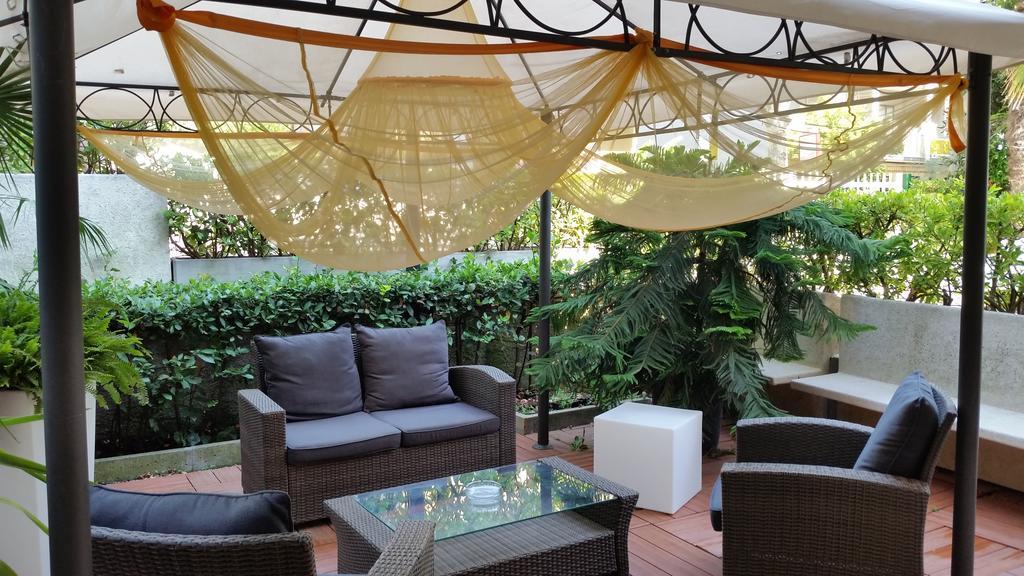 Hotel Beppe Римини Экстерьер фото