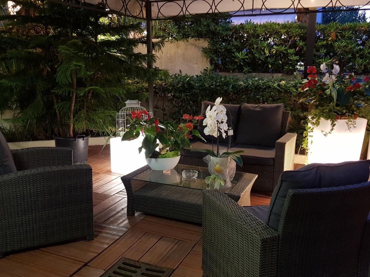 Hotel Beppe Римини Экстерьер фото